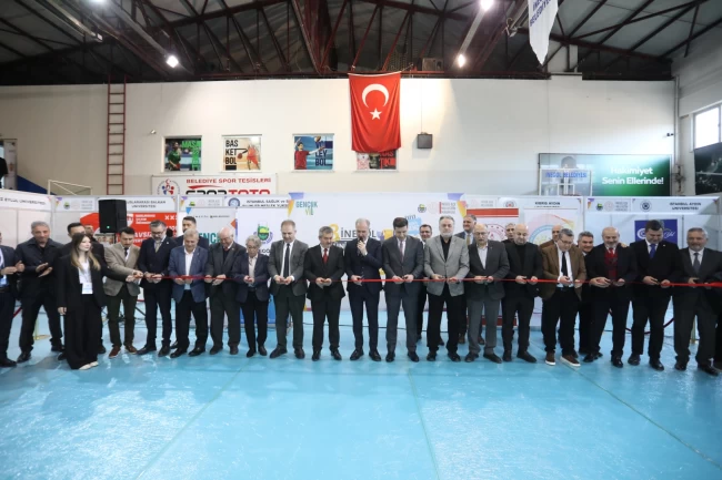 Bursa İnegöl'de Üniversite ve Meslek Tanıtım Günleri 8. kez kapılarını açtı