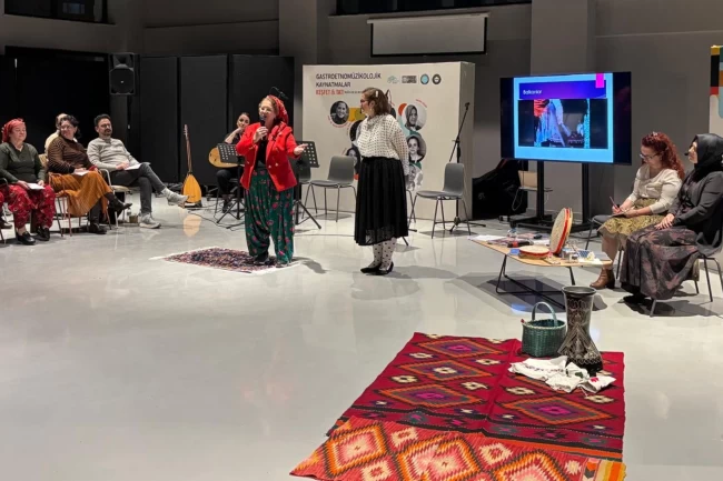 Bursa'da kadın emeği ve bahar ritüelleri Nilüfer'de buluştu