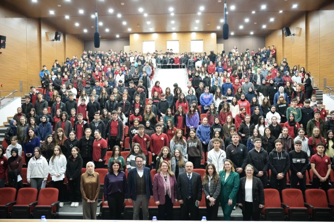 Trabzon'da öğrencilere hukuki farkındalık eğitimi