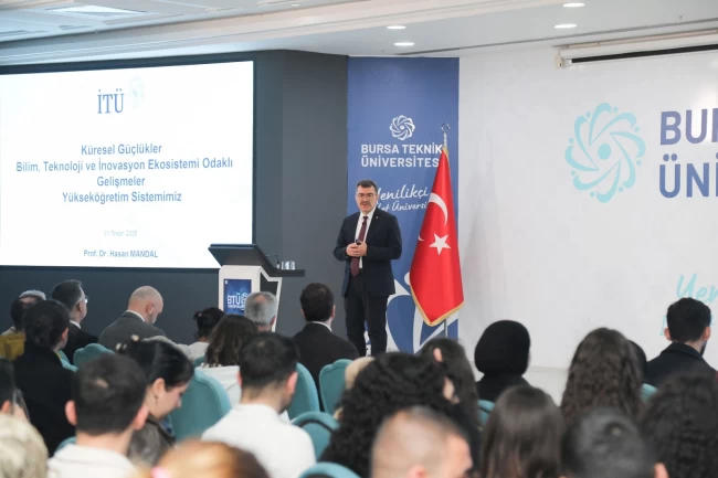 BTÜ Konuşmaları'nda küresel riskler ve yükseköğretimin geleceği ele alındı