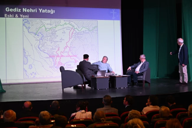 Manisa'da Gediz'in kirliliğine karşı farkındalık paneli