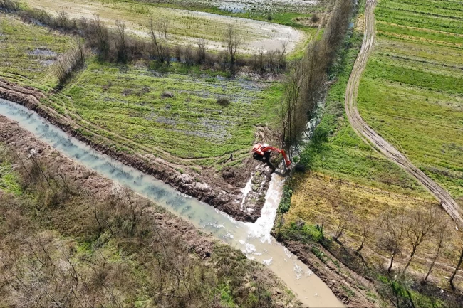 Sakarya Büyükşehir'den tarıma can suyu... Sakarya çiftçinin yüzü gülüyor