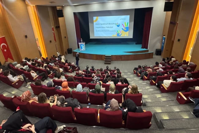 Sakarya otizme dair bilimsel yaklaşımlar SGM'de ele alındı