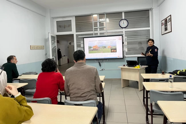 Kocaeli'nde Bilgievleri personeline yangın güvenliği eğitimi