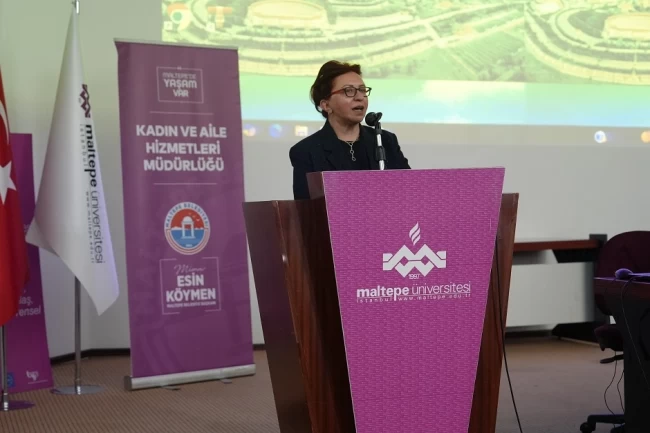 İstanbul Maltepe'de kadınlara moda eğitimi