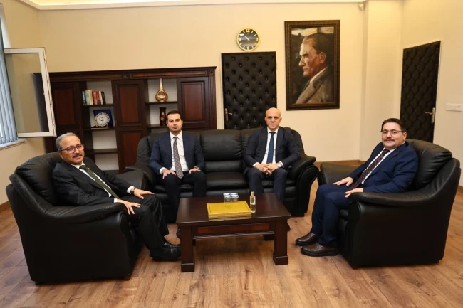 Sakarya'da İl Millî Eğitim Müdürü Serdivan'da incelemelerde bulundu