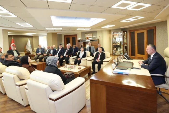 AK Parti Kandıra'dan Başkan Büyükakın'a ziyaret