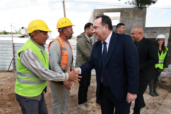 Manisa'da Tiyenli Camii'nde restorasyon başladı
