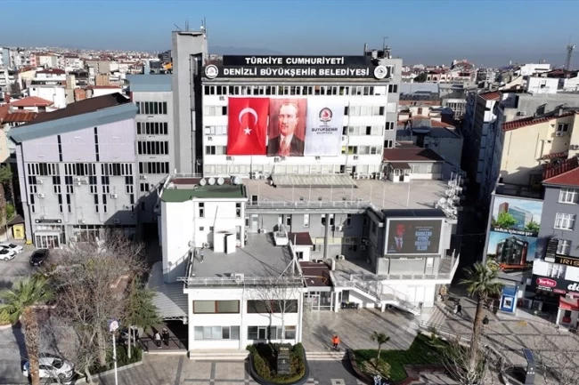 Denizli'de yeni doğum yapan annelere 9 bin TL'lik destek