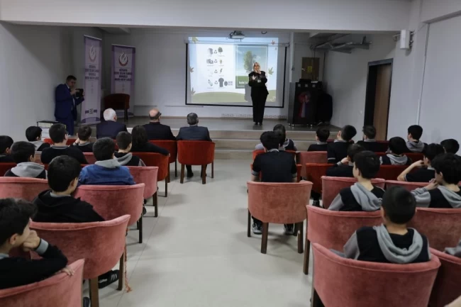 Kütahya'da öğrencilere sıfır atık eğitimi