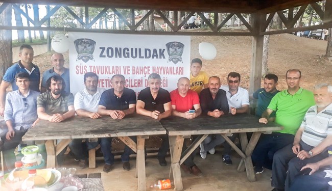 1’inci yıllarını mangal partisi ile kutladılar…