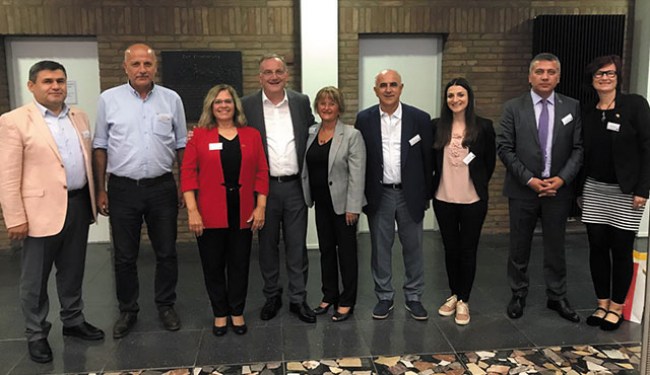 Son Dakika.. Kardeş kente Ereğli Meydanı..