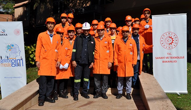 Zonguldak Mesleki ve Teknik Anadolu Lisesi öğrencilerinden Erdemir’e ziyaret