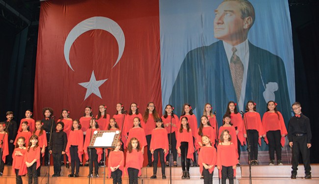 Çocuk Korosu, Cumhuriyet coşkusunu doruğa çıkardı