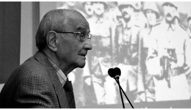 Prof. Dr. Mümtaz Soysal hayatını kaybetti