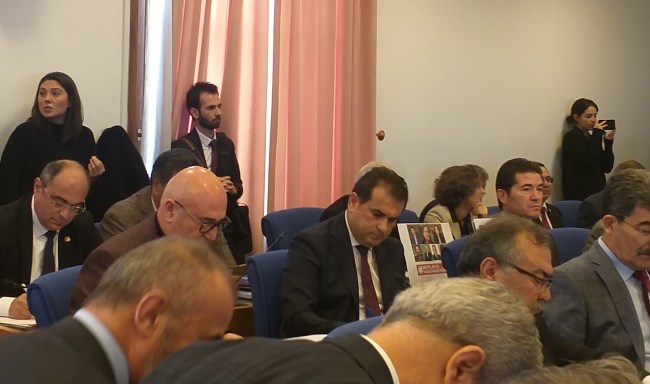 100 kişiden 70'i yargıya güvenmiyor!..