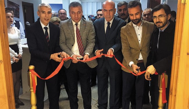 BEÜ Öğrencilerinden anlamlı etkinlik..