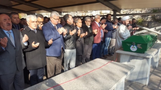 Günce son yolculuğuna uğurlandı..