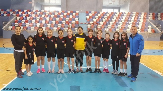 Küçük kızlarımız Şampiyon!