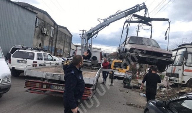 Sanayi Sitesi, Hurda Araçlardan temizleniyor