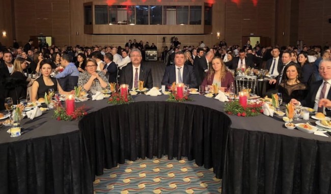 Erdemir’den yeni yıl kutlaması..