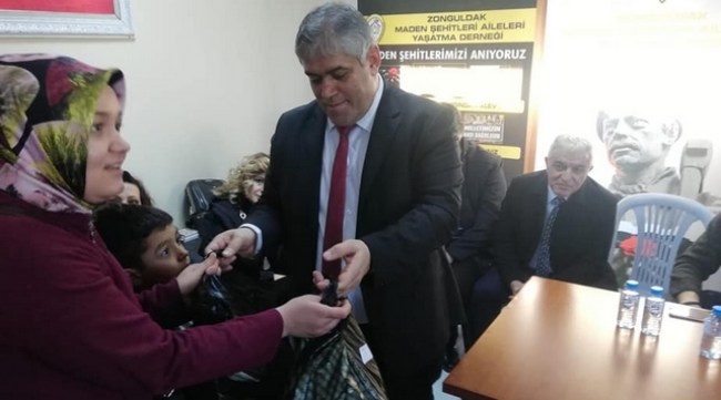 Madenciler, çocuklar için seferber oldu..