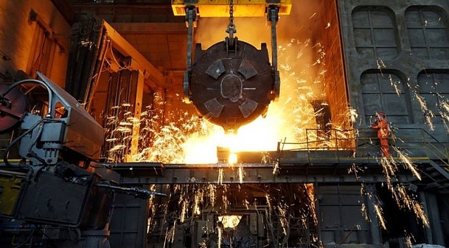 Sanayi üretimi yıllık %5,1 arttı