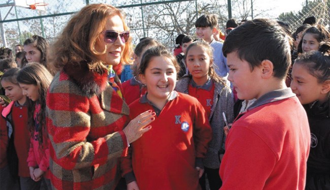 Posbıyık'tan 'Sıcak Eller' Projesine destek..