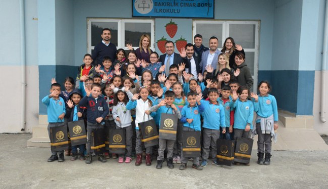 ‘Kardeş okuluma hediye’ Bakırlık İlkokulu’nda