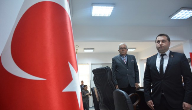 Kdz Ereğli Meclisi’nde şehitler için saygı duruşu