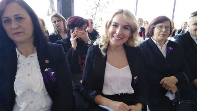 Kongre sonuçlandı.. Merve Kır güven tazeledi..