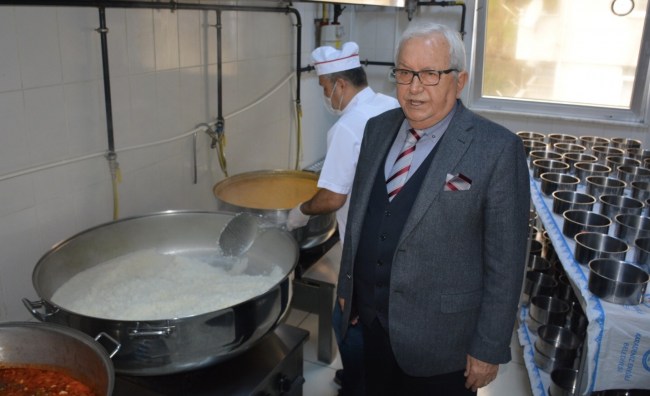 “Siz evinizden çıkmayın. Biz sizi aç bırakmayız!..”