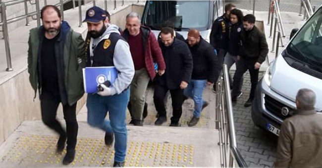 Gazeteciler serbest bırakıldı!..