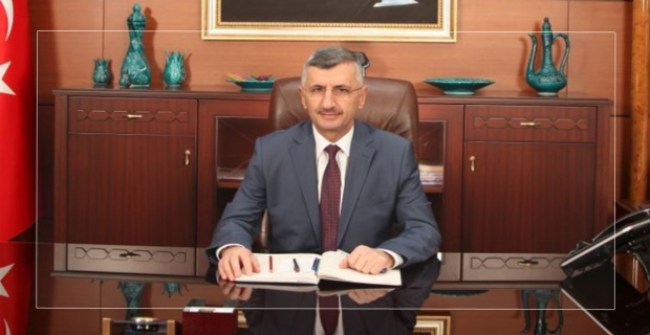 Vali Bektaş, Anneler gününü kutladı..