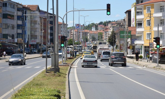 Kepez solak yolayrımına sinyalizasyon..