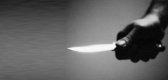 Kadınların bıçaklı kavgası: 2 yaralı..