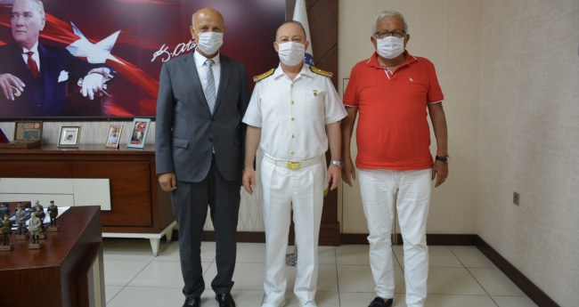 Komutan Uyar’dan veda ziyareti..