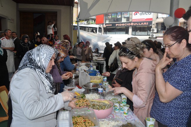 "Kuran okumayı öğrenmeyen kalmasın"