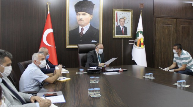 Vali Tutulmaz, halk günü düzenledi. Vatandaşı dinledi..