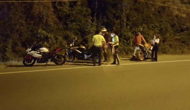 Ereğli tersaneler bölgesinde motorsiklet kontrolden çıktı.