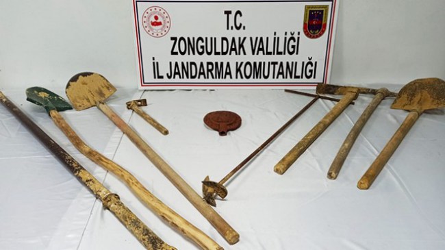 Çaycuma'da kaçak kazıya jandarma engeli!..