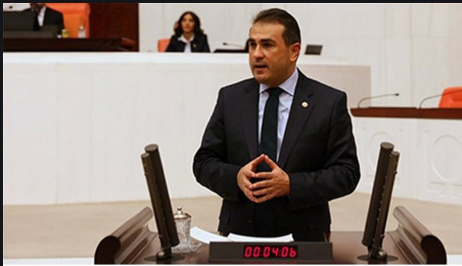 “Türk dili türk milleti için kutsal bir hazinedir”