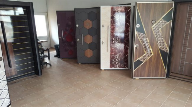 Pergel Kapı'da dev kampanya: Çelik kapı 999 TL..