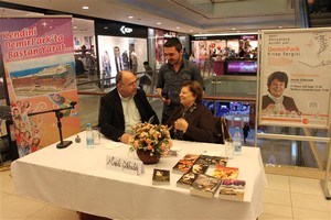 Naşide Gökbudak Demirpark AVM'de