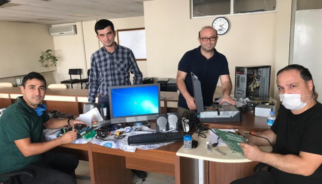 "Elini uzat, uzakta kalmasınlar.."