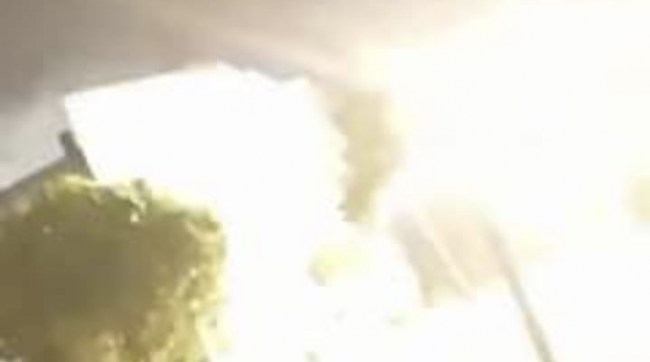 Trafo’daki patlama amatör kameraya yansıdı..