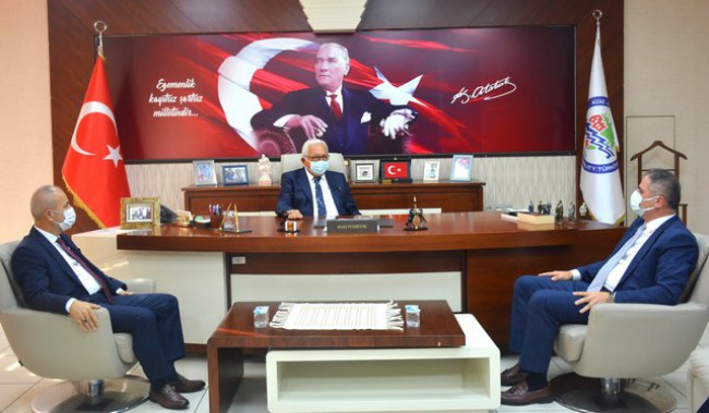 AK Parti ziyaretinde konu OYAK ve Erdemir