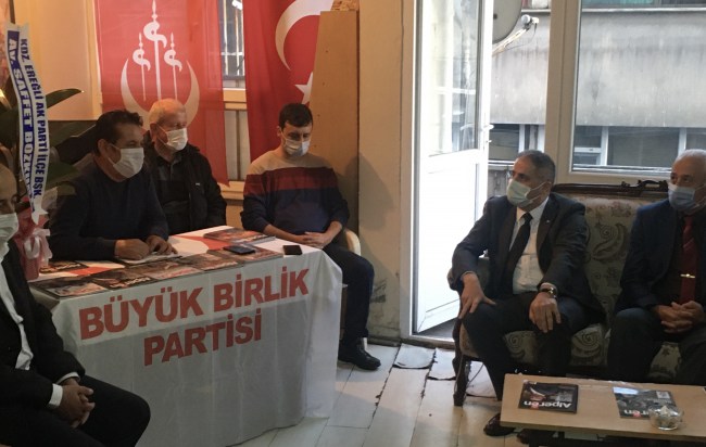 “Saffet kardeşimin yanındayım”