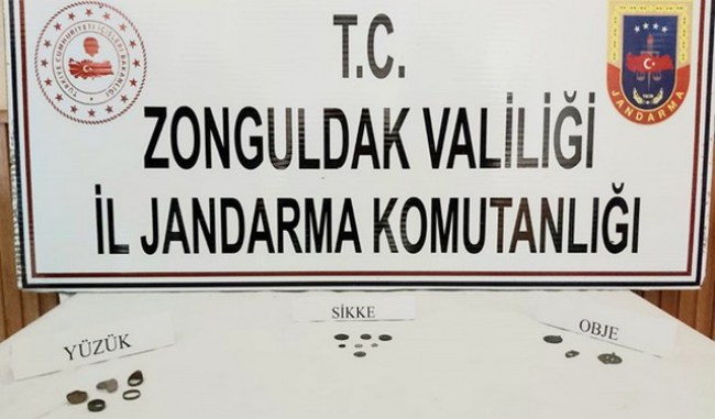 Defineci'ye suçüstü