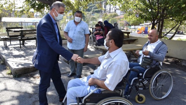 Engellilere destek olmak hepimizin görevidir